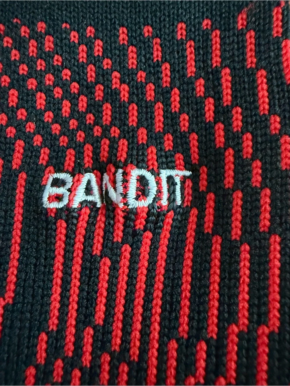 2 pair unisex Bandit Red & Black Athletic Crew Socks Exclusive Members only